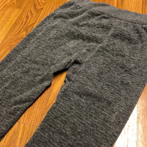 Gray leggings - Picture 3 of 4